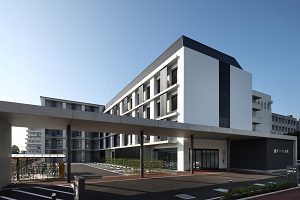 一般財団法人京都地域医療学際研究所 がくさい病院外観