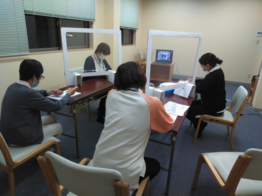 写真：オンライン勉強会